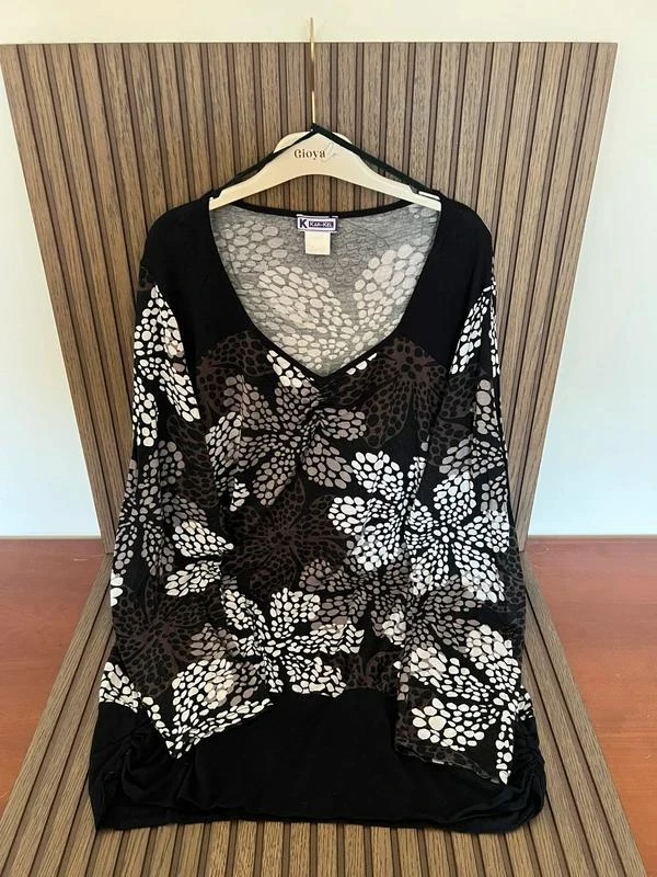 Blusa de Manga Comprida com Estampa Floral